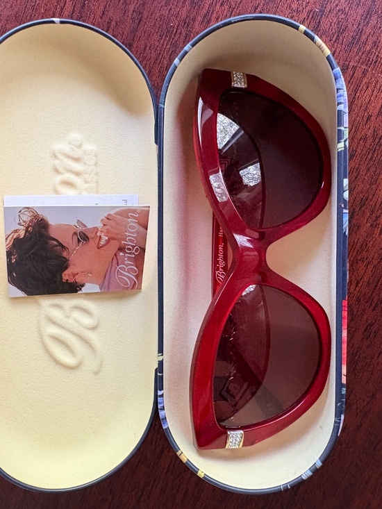 Brighton Meridian AdagioRouge Sunglasses. NIB main image 4